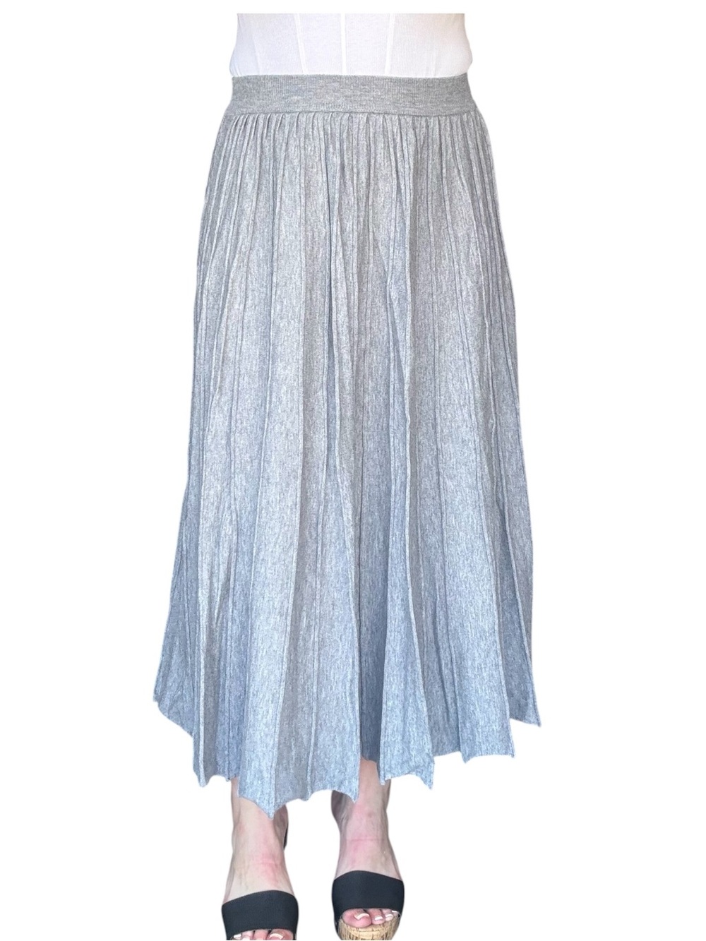 New SHEIN solid plated knit grey skirt